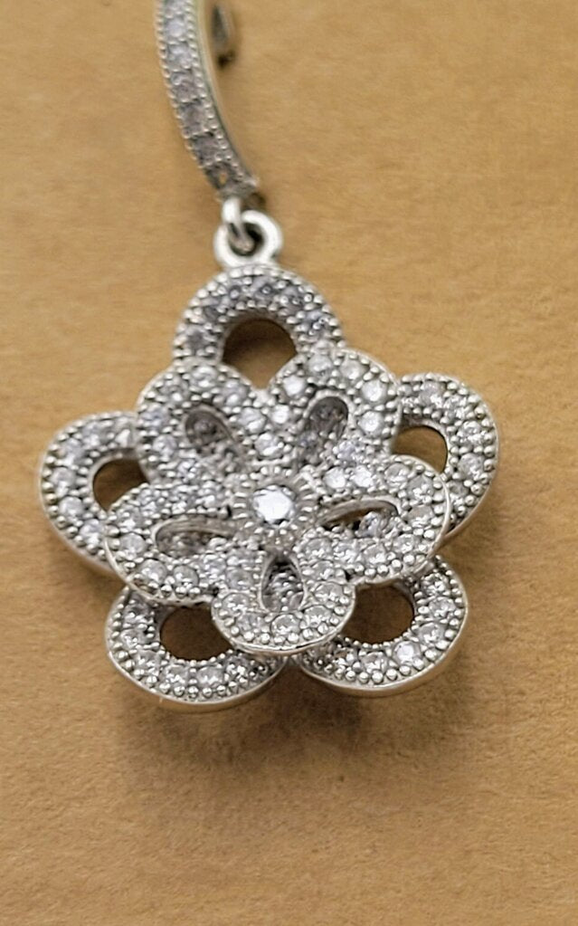 Stunning Sterling Silver Earrings (LIT)