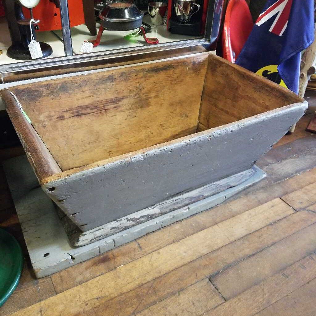 19th Century Dough Box (M2)