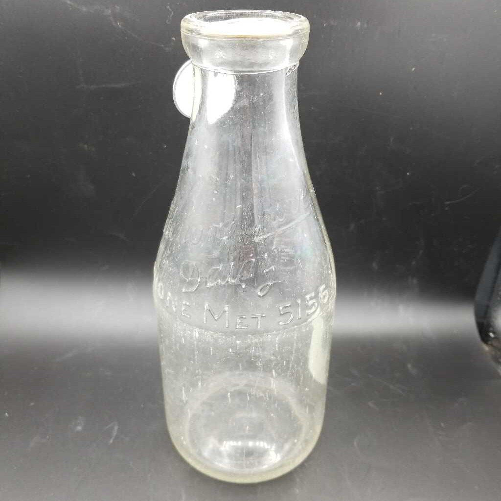 Hickory Grove Dairy Milk bottle (JAS)