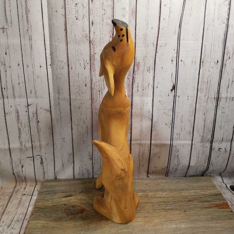 Signed Wood Howling Coyote (ST)