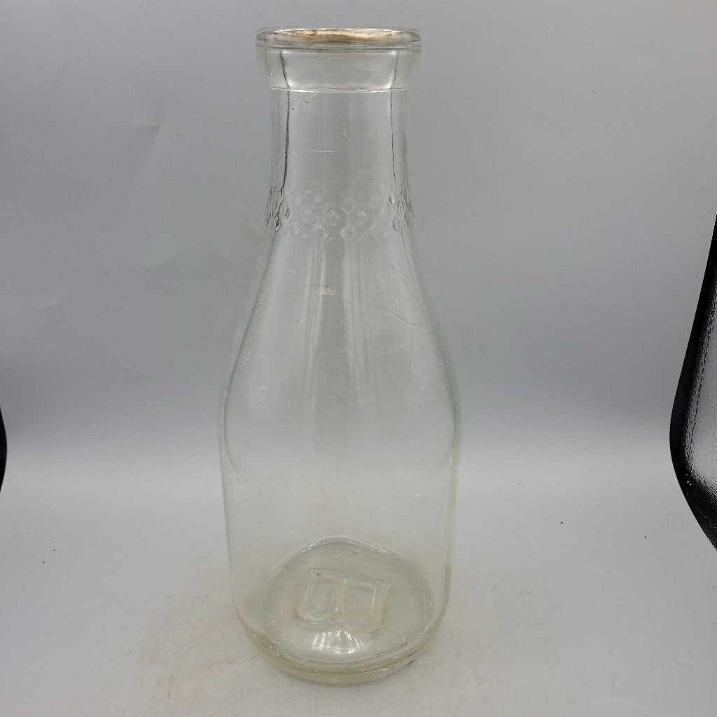 Caulfield's Milk Bottle Quart Toronto 1900 - 1945 (JAS)