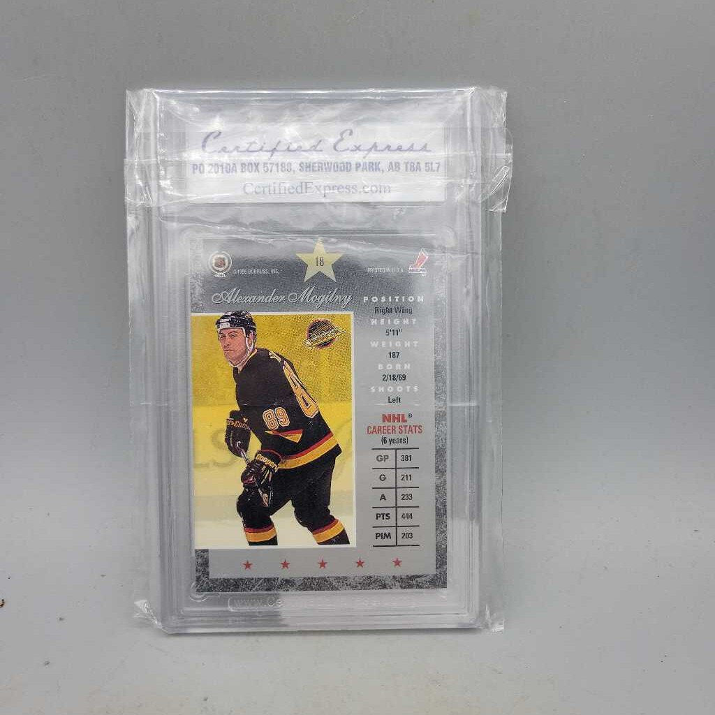 Hockey Card "Alexander Mogilny" Graded 8.5 (5446)