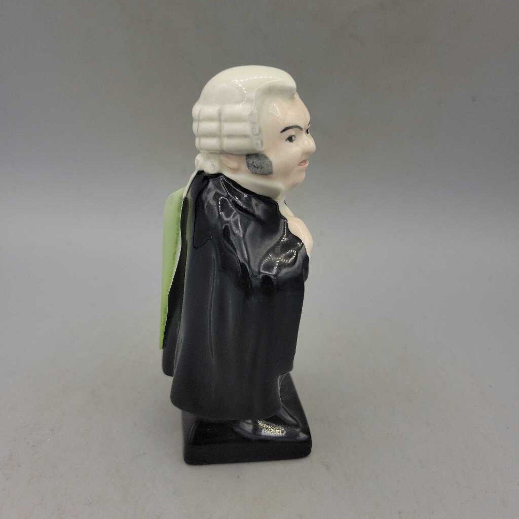 Royal Doulton Buzfuz (NS) #3209