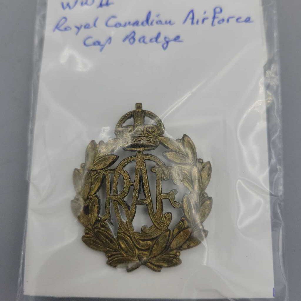 WW2 RCAF Cap Badge (JL) war memorabilia