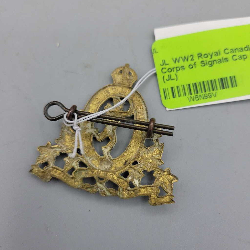 WW2 Royal Canadian Corps of Signals Cap Badge (JL) war memorabilia