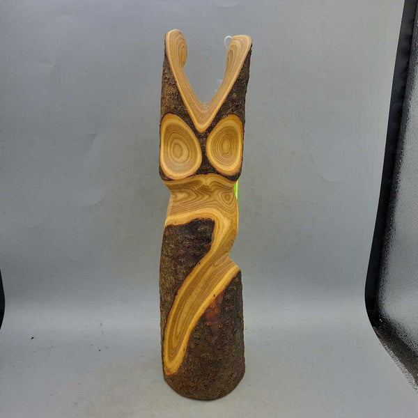 Hand Carved folk art Owl (DEB)