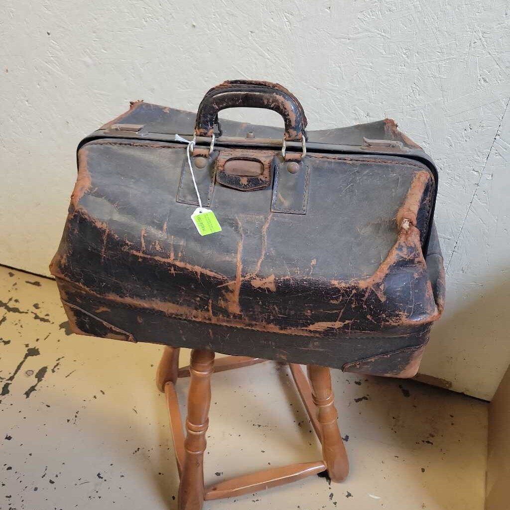 Antique Doctor's Bag 16"H (SC) SCAD0366