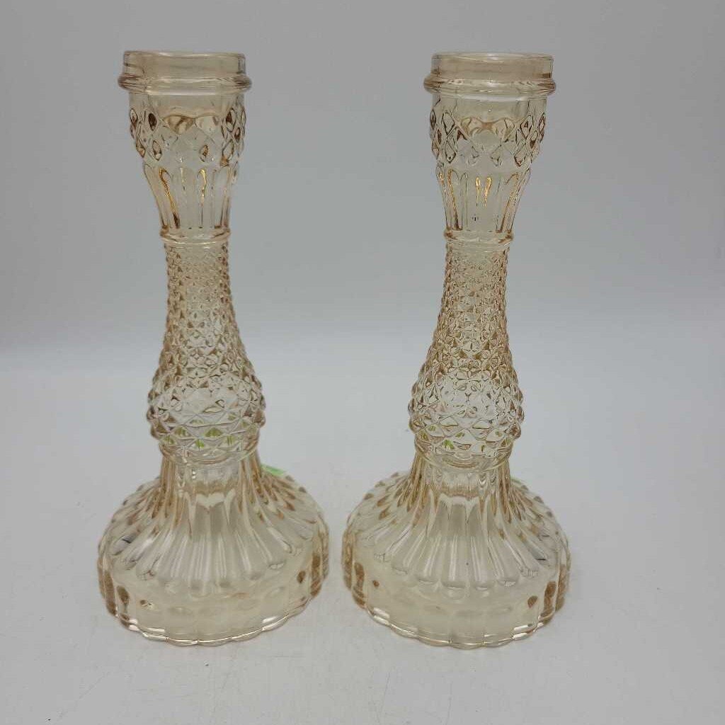 Pair Gold Coloured Cut Glass Candlesticks (CM0141)