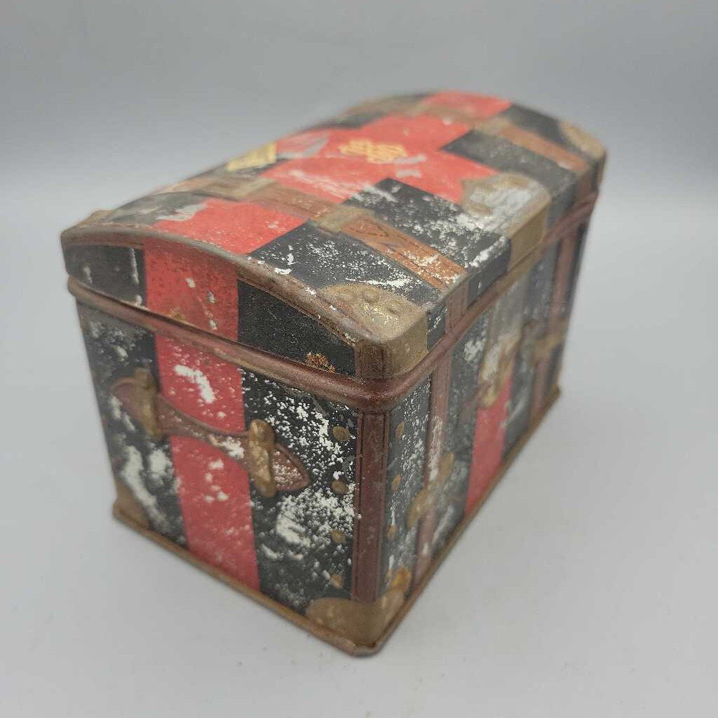 Treasure Chest tin London (JAS)