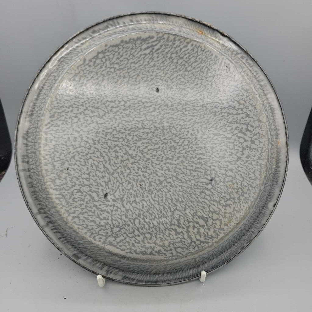 Enamel ware Pie Plate (BS)