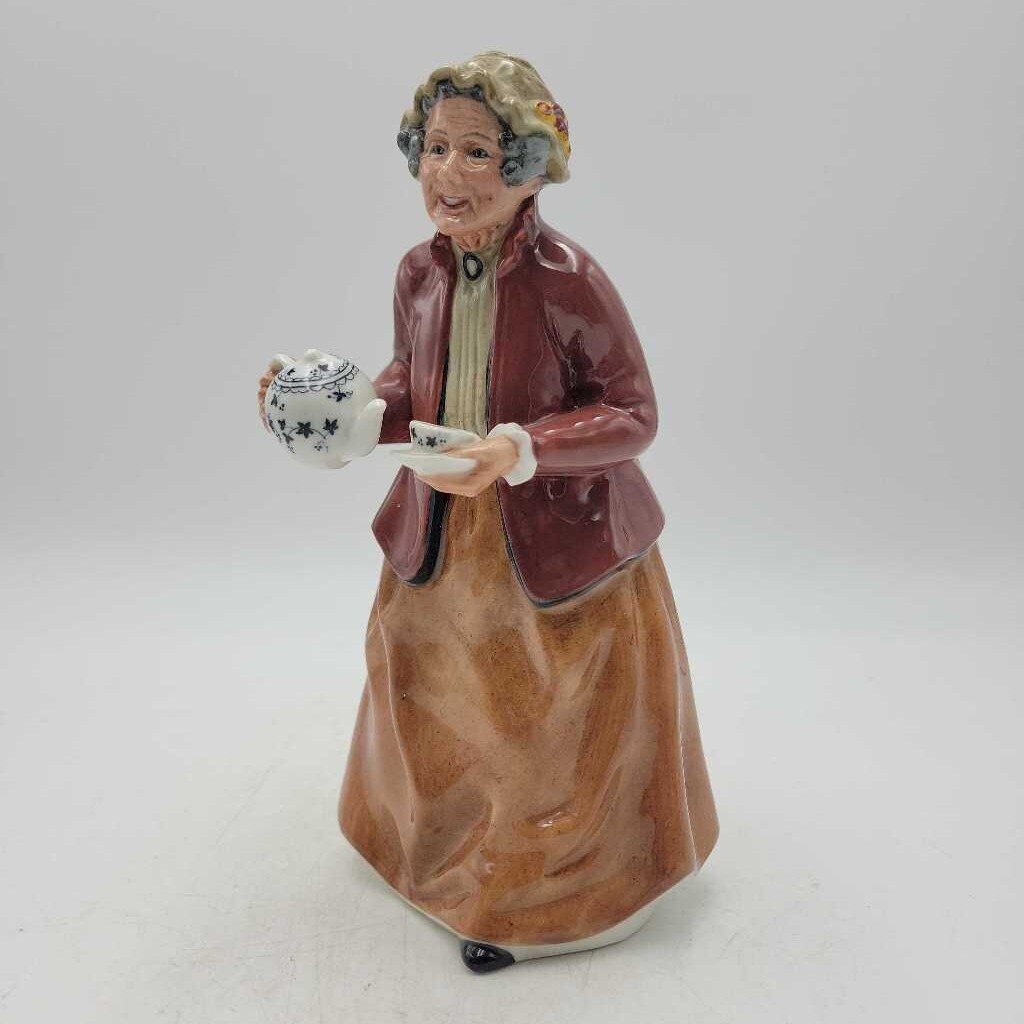 Royal Doulton Teatime 7.5H (YVO) (410)