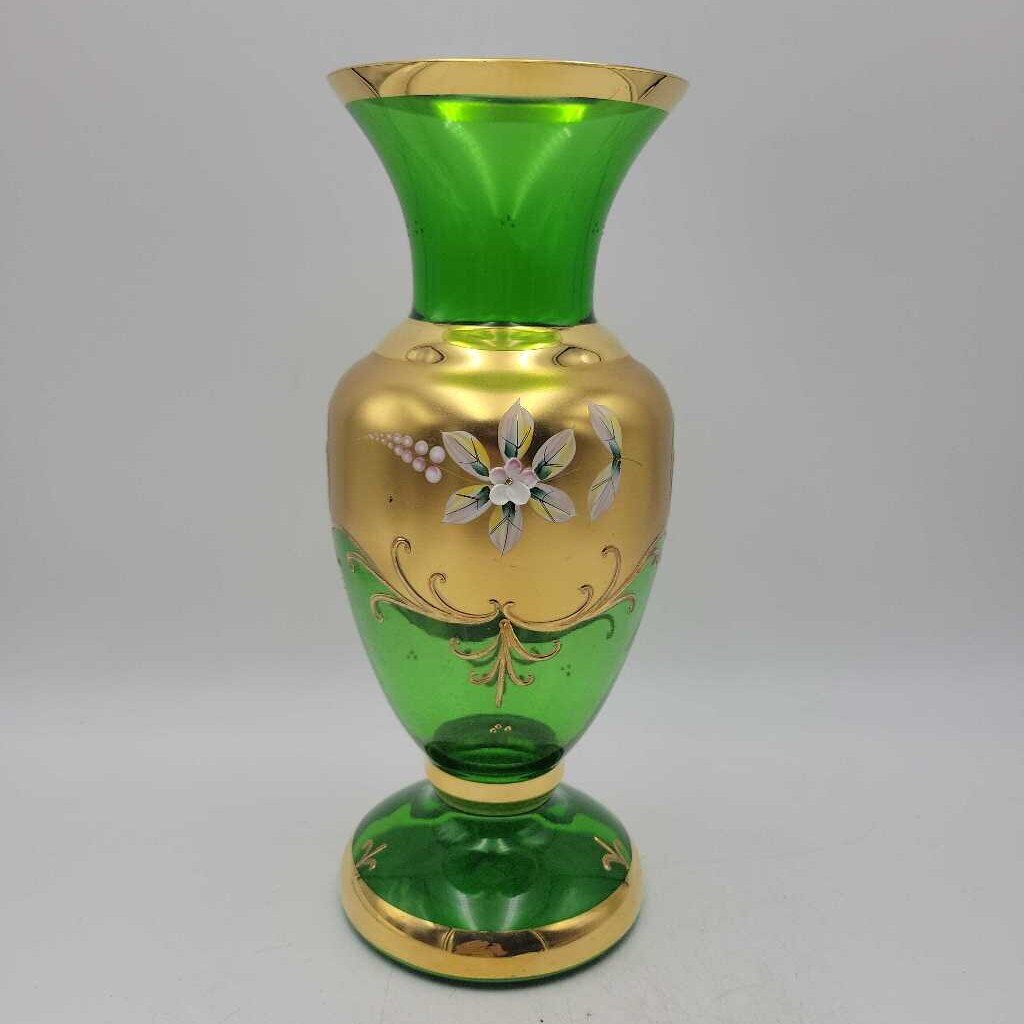 Green w. gold Vase (LIND)