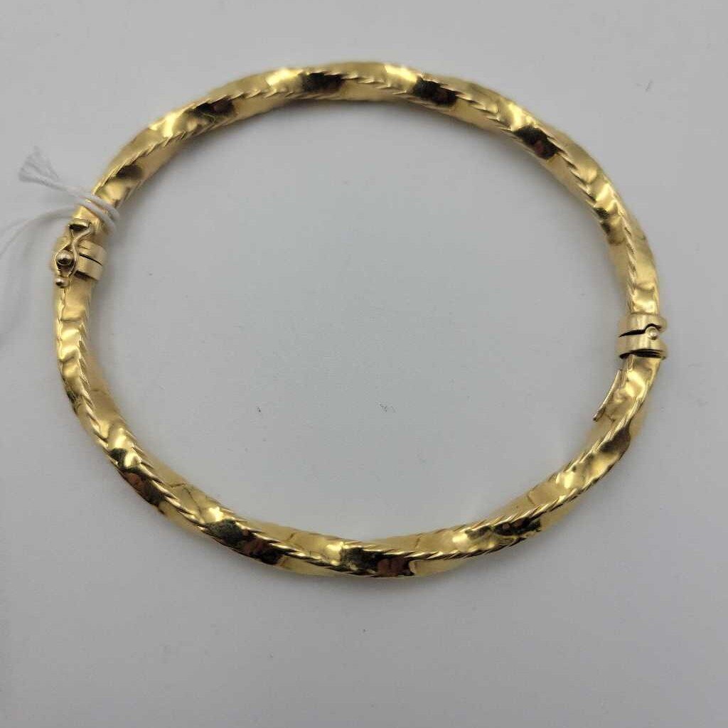 Vintage 14k Yellow Gold Bangle - #11191 (VT)
