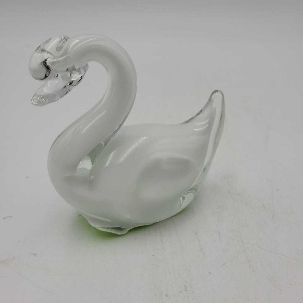 Crystal Swan clear/frosted interior (BG)