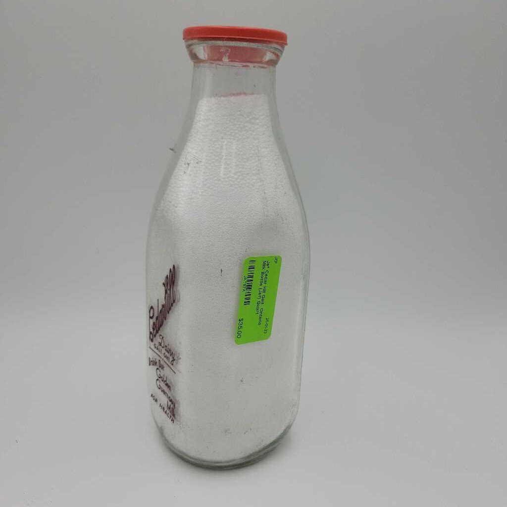 Cedar Hill Galt Ontario Milk Bottle (Jef)