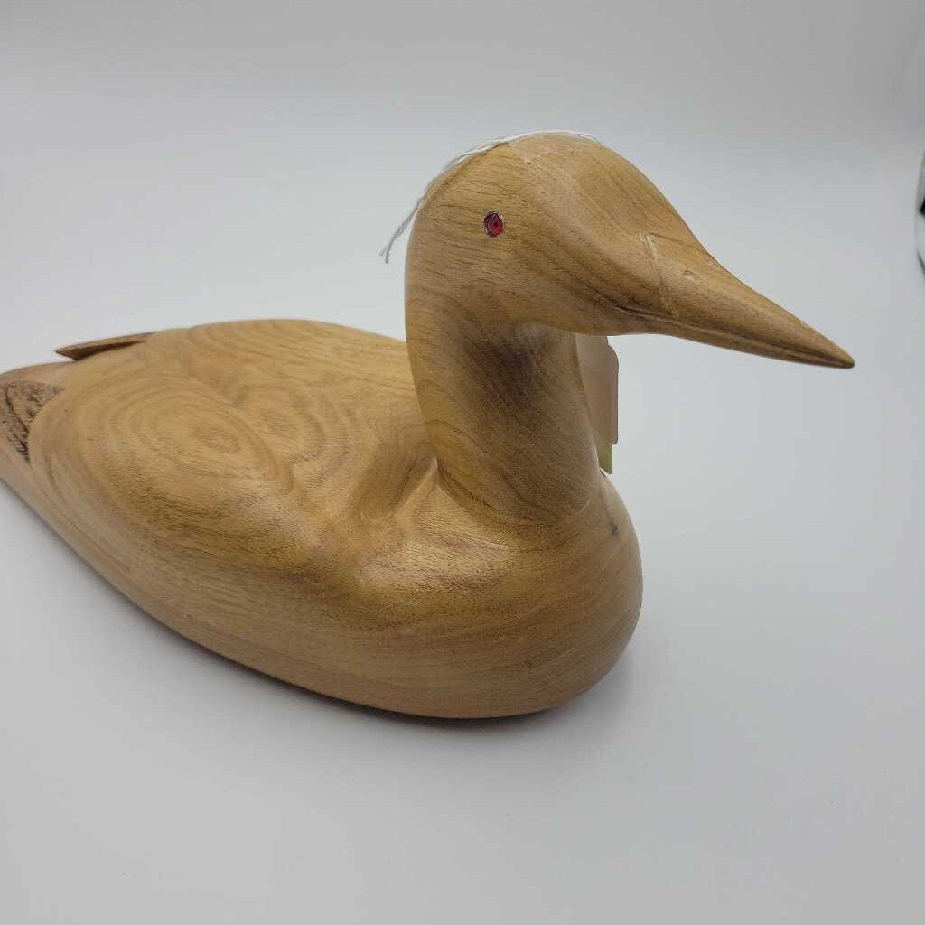 Gerry Knorr Wooden loon Carved (DEB)