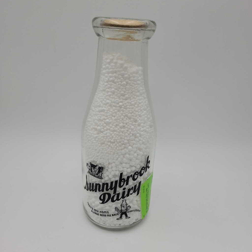 Sunnybrook Dairy Milk Bottle pint Waterdown (Jef)