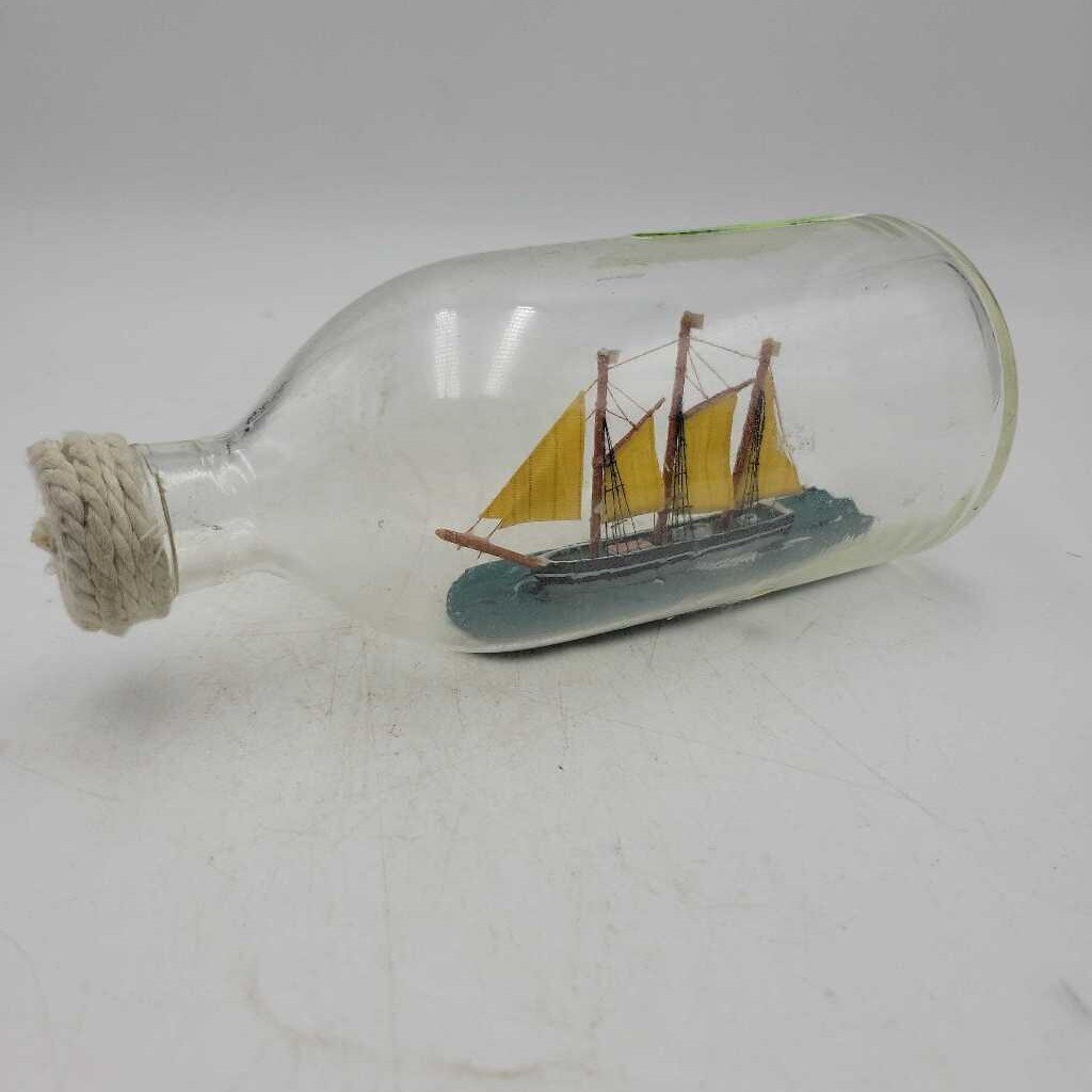 Ship in a bottle (LIND)