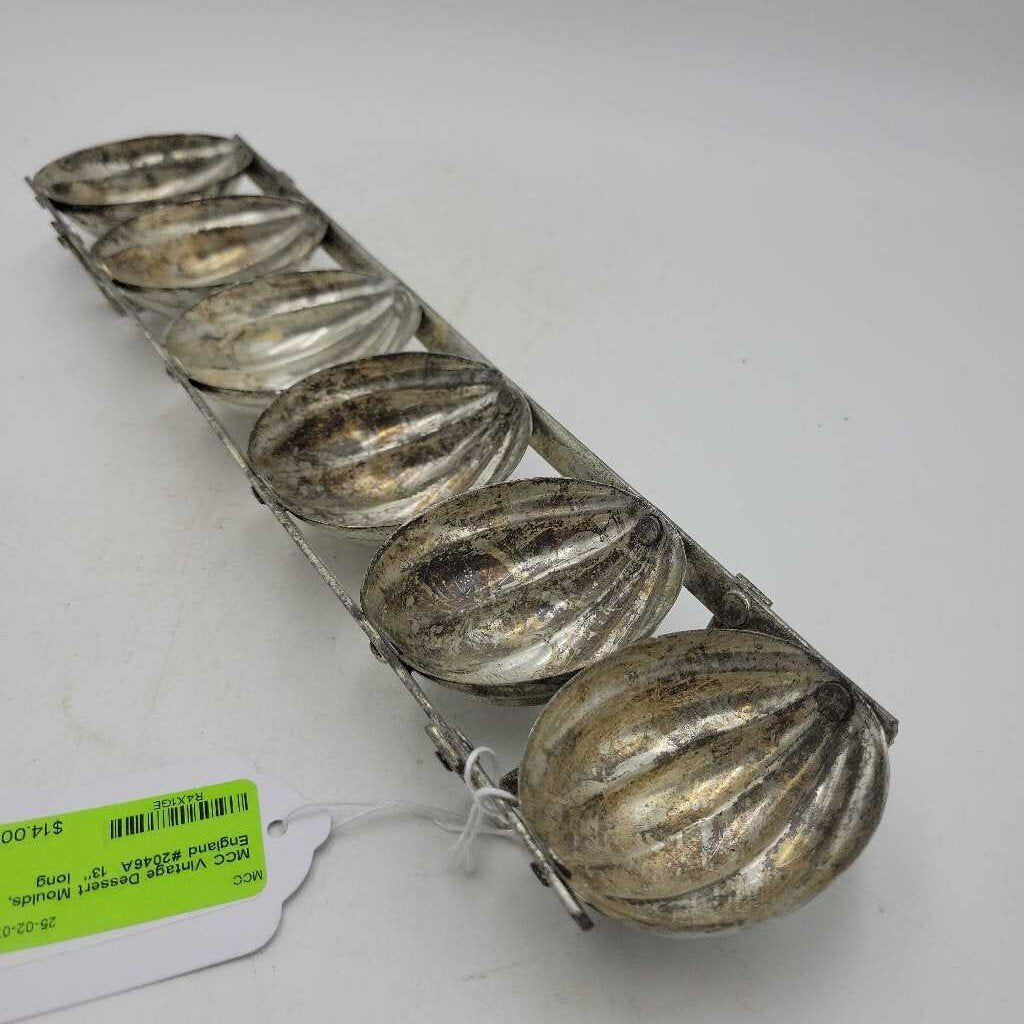 Vintage Dessert Moulds, England #2046A