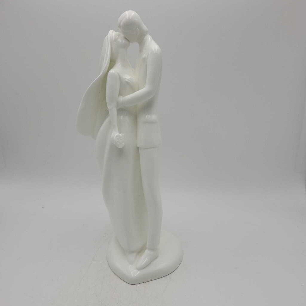 Wedding Day Royal Doulton HN 2748 (LLL)