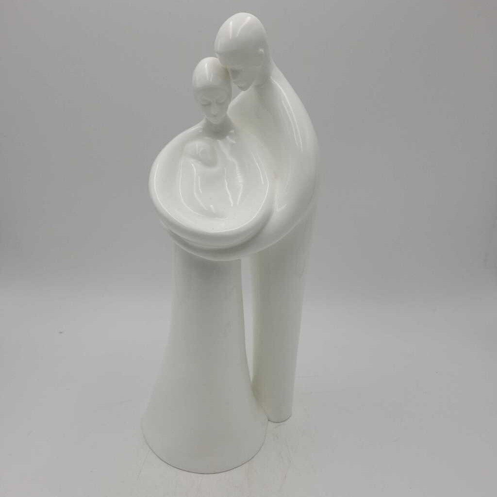 Family Royal Doulton (LLL) HN2720