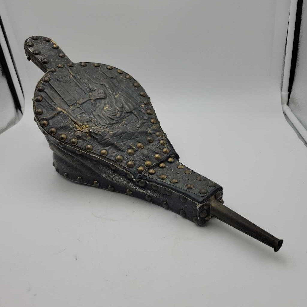 Fireplace Bellows Wood & Leather Embossed Brass Scene (TWS)