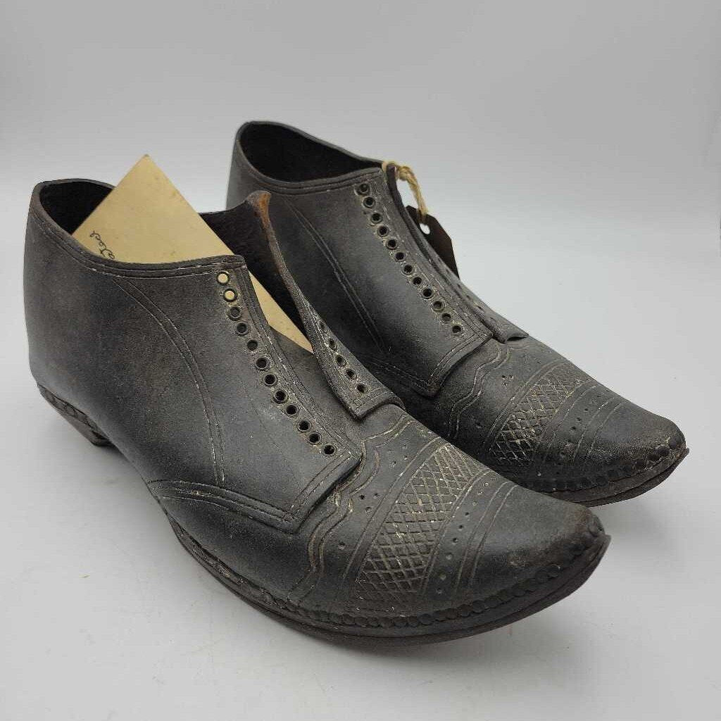 Victorian Lancashire Clogs Early (TWS)