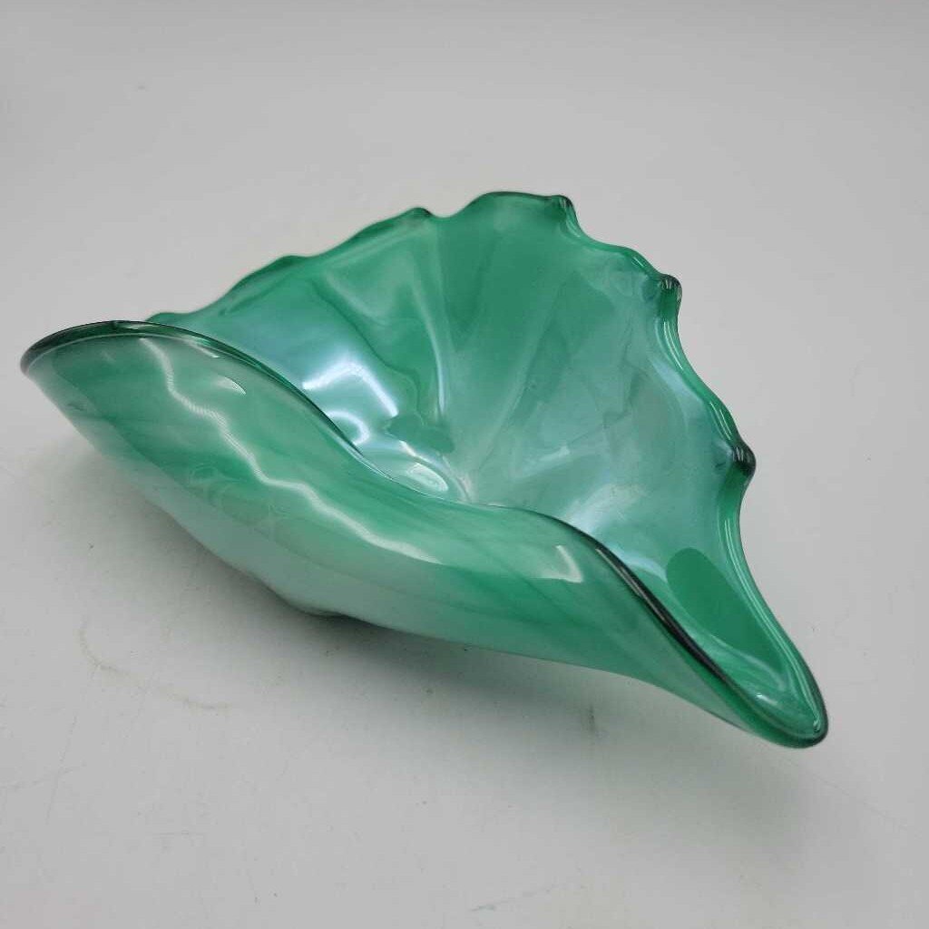 Green Art Glass Dish (STV) MOM