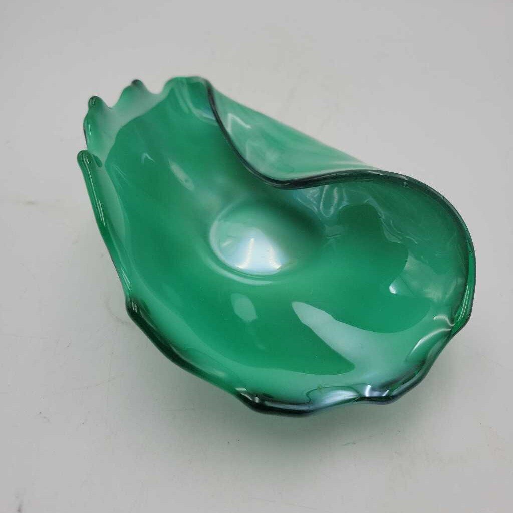 Green Art Glass Dish (STV) MOM