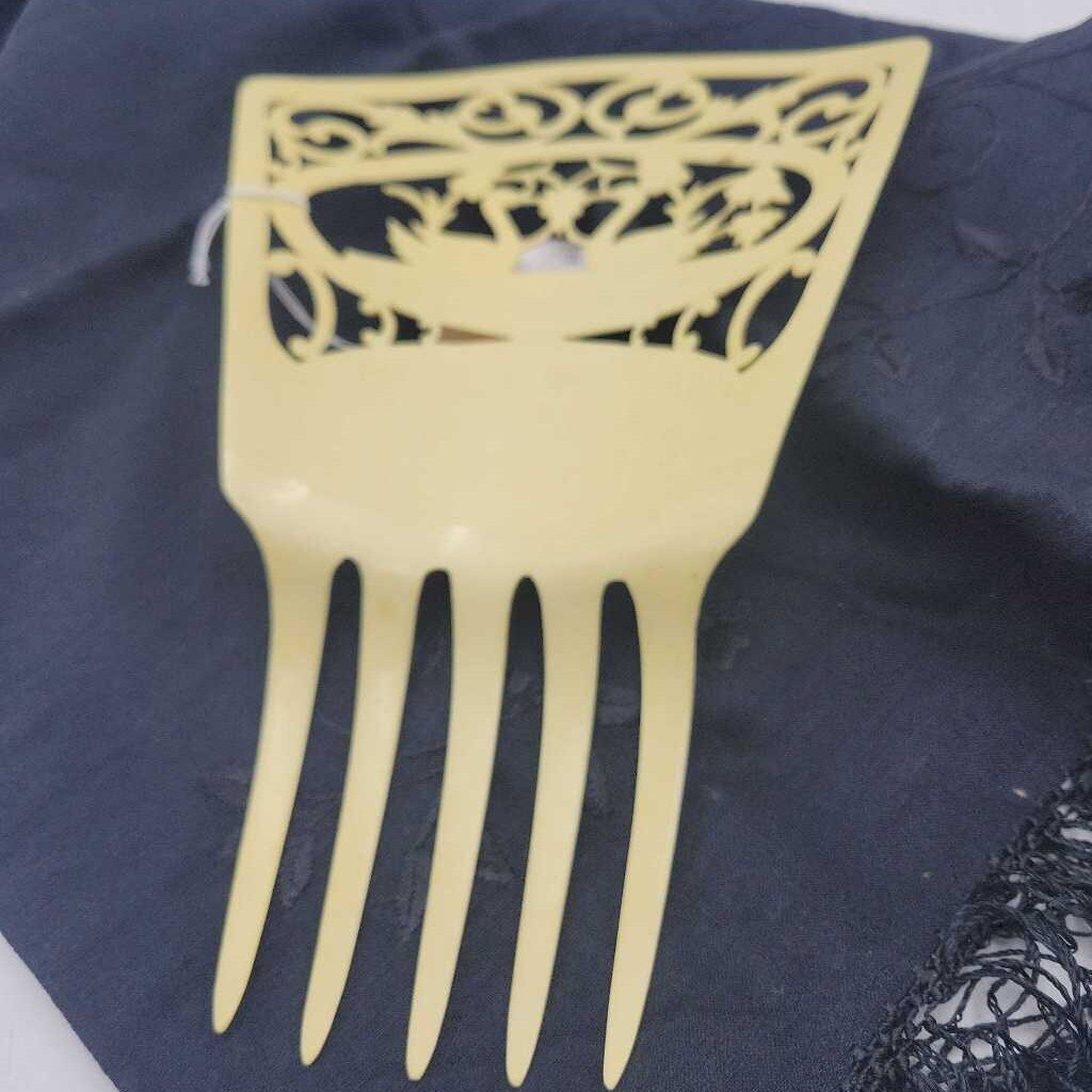 Antique Celluloid Hair Comb - 11947 (VT)