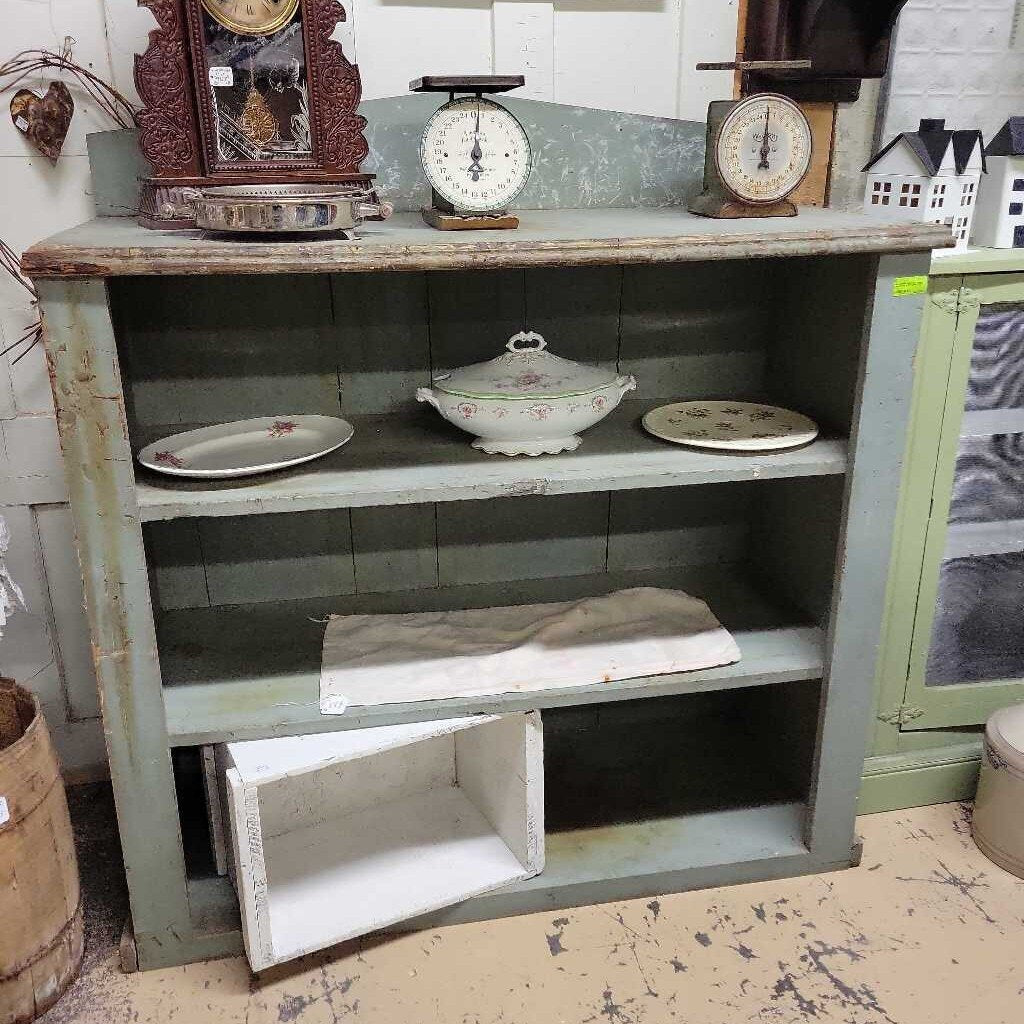 Primitive Shelf (RB) Primitive Shelf (RB)