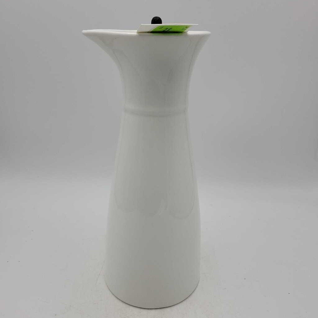 HB 1 white glass wine carafe with rubber stopper