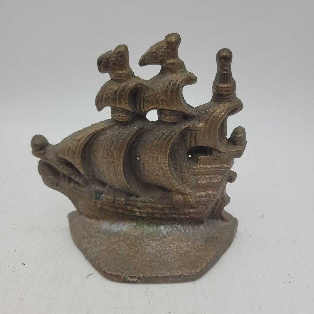 Brass Sailboat (MAX) (504)