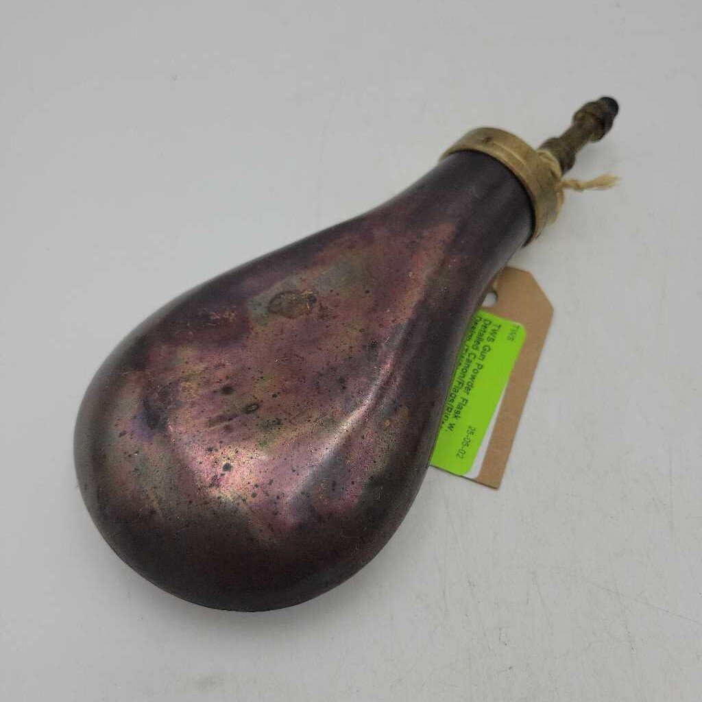 Gun Powder Flask w. Detailed Canon/Flags/Rifles Design (TWS)