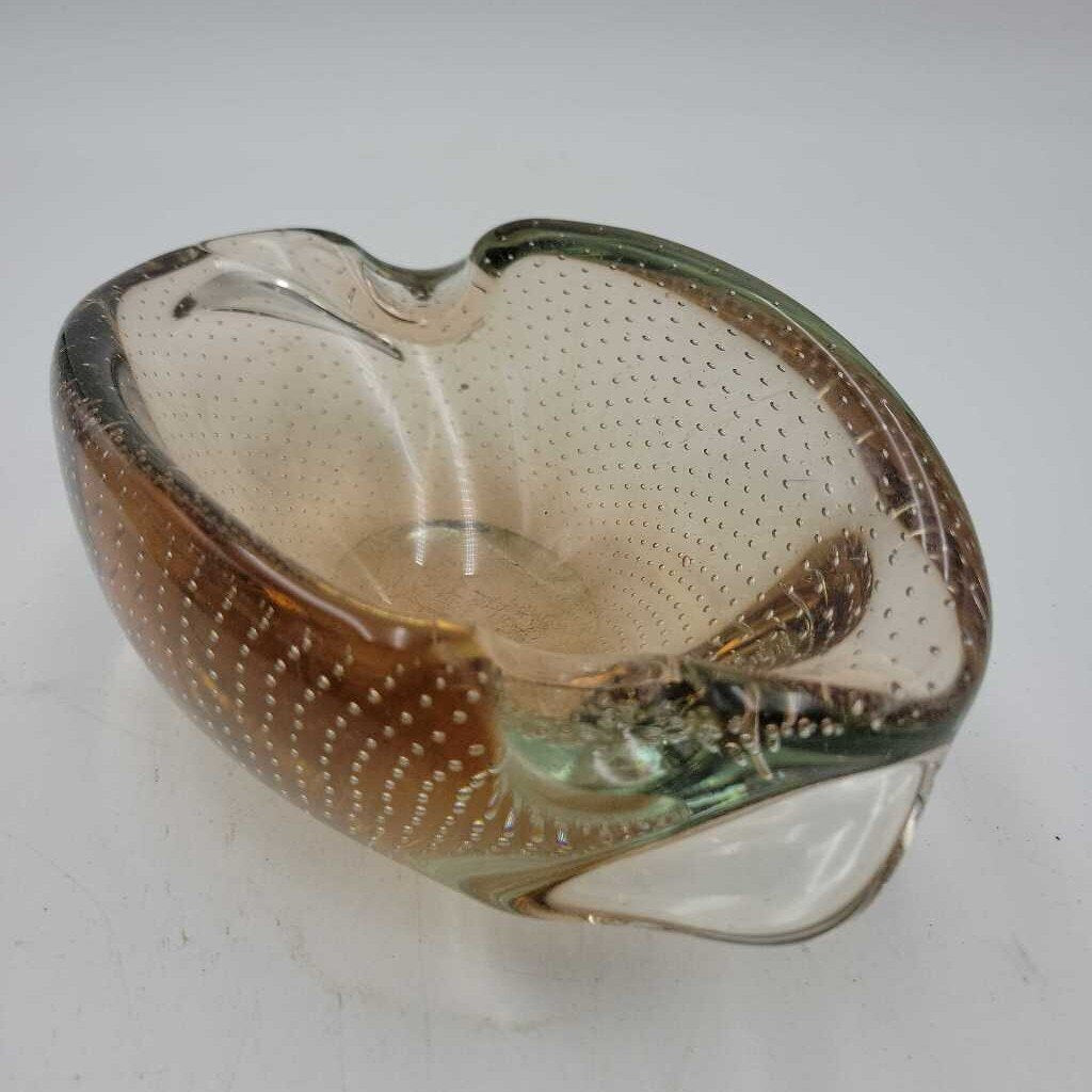 Art Glass Controlled Bubble Ashtray (DS) 3576