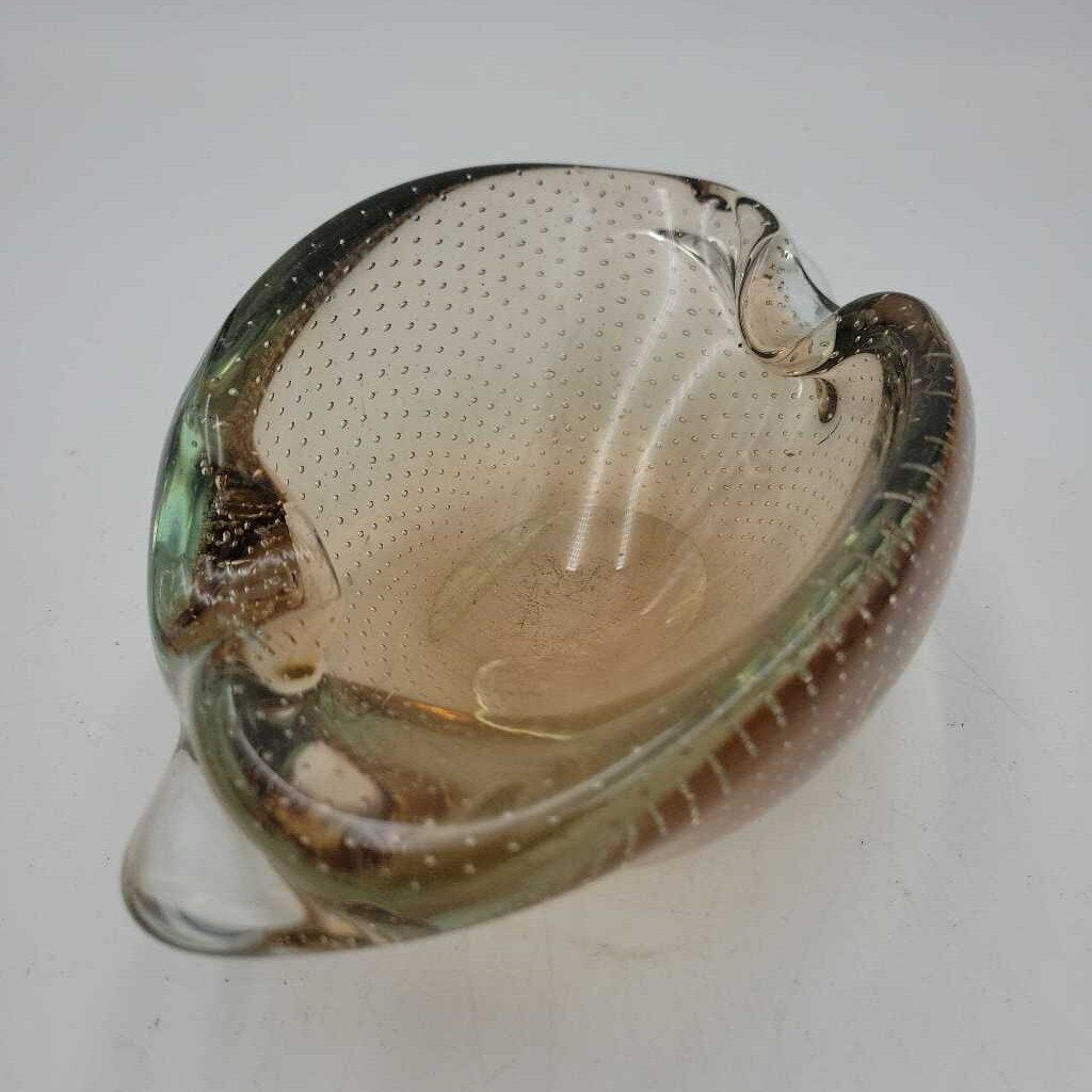 Art Glass Controlled Bubble Ashtray (DS) 3576