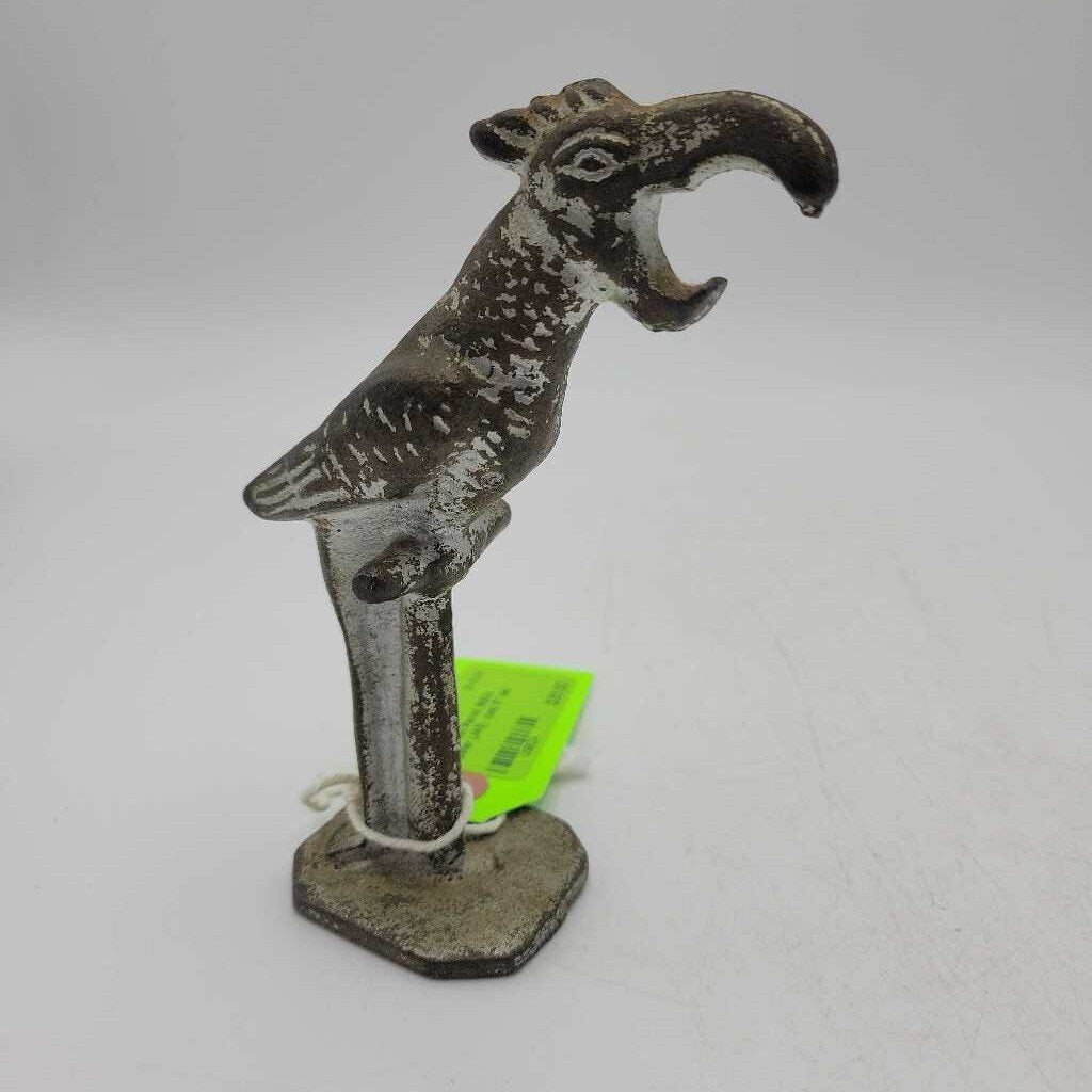 Cast Parrot 1930's Opener (JAS)