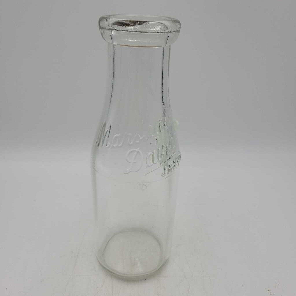 Marshall Dairy Pint Milk bottle (JAS)