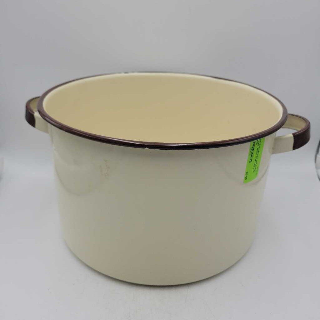 Enamelware pot (JAS)