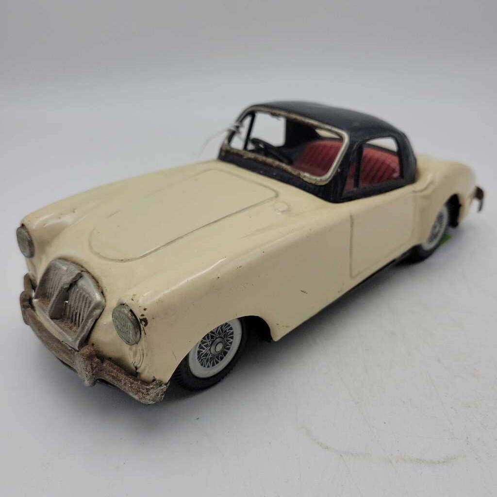 Vintage Bandai MGA 1600 (GEC)