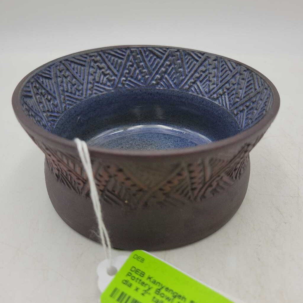 Kanyengeh Six Nations Pottery Bowl 1985 (DEB)