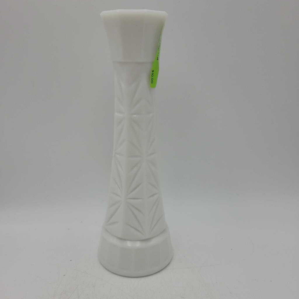 White milk glass vase (RHA)