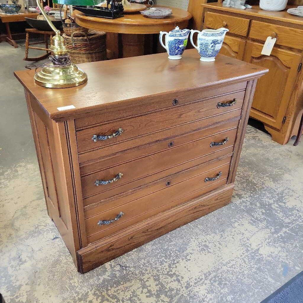 Antique Three Drawer Cabinet (YVO) (506)