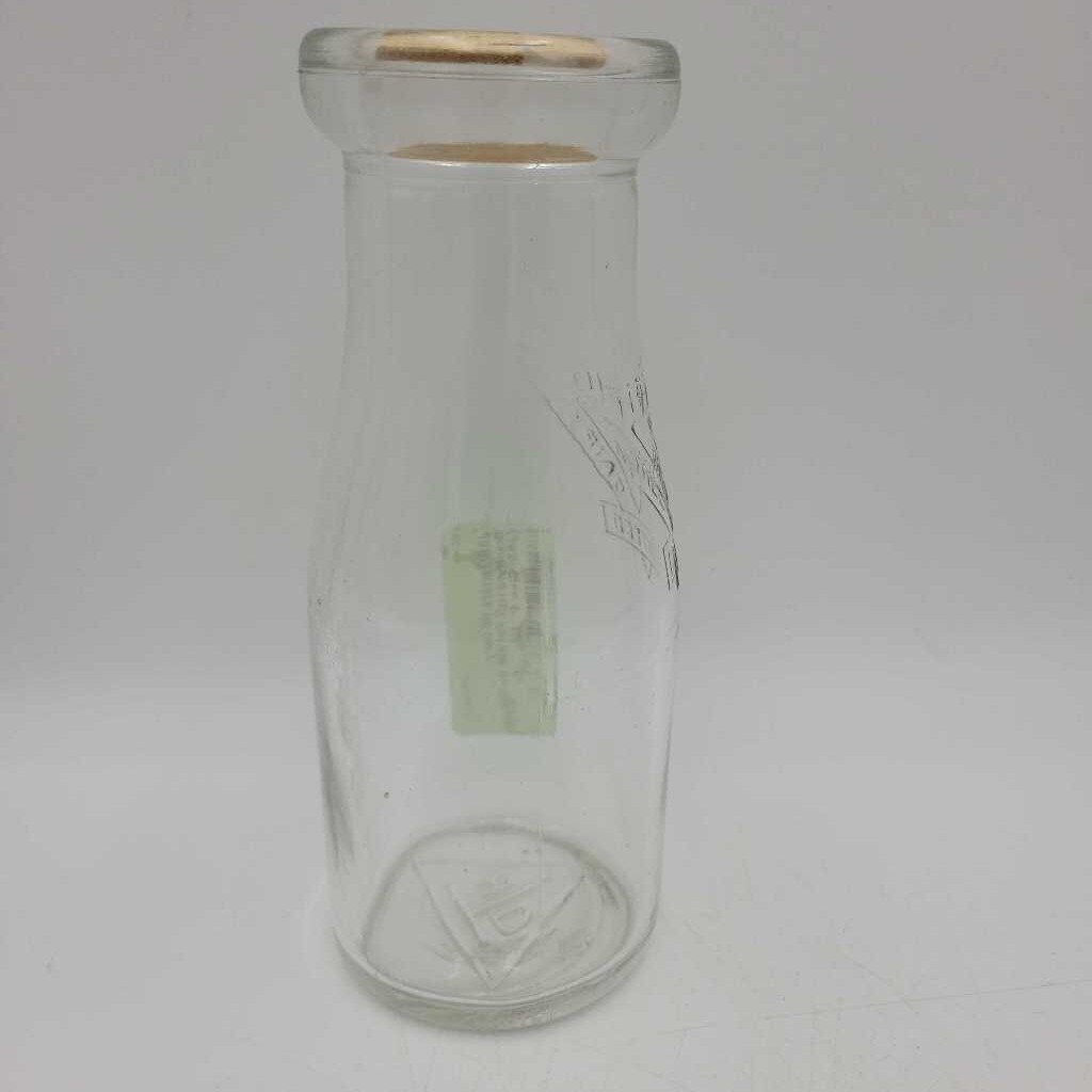 Terrace Hill Dairy Brantford Half Pint milk bottle (JAS)