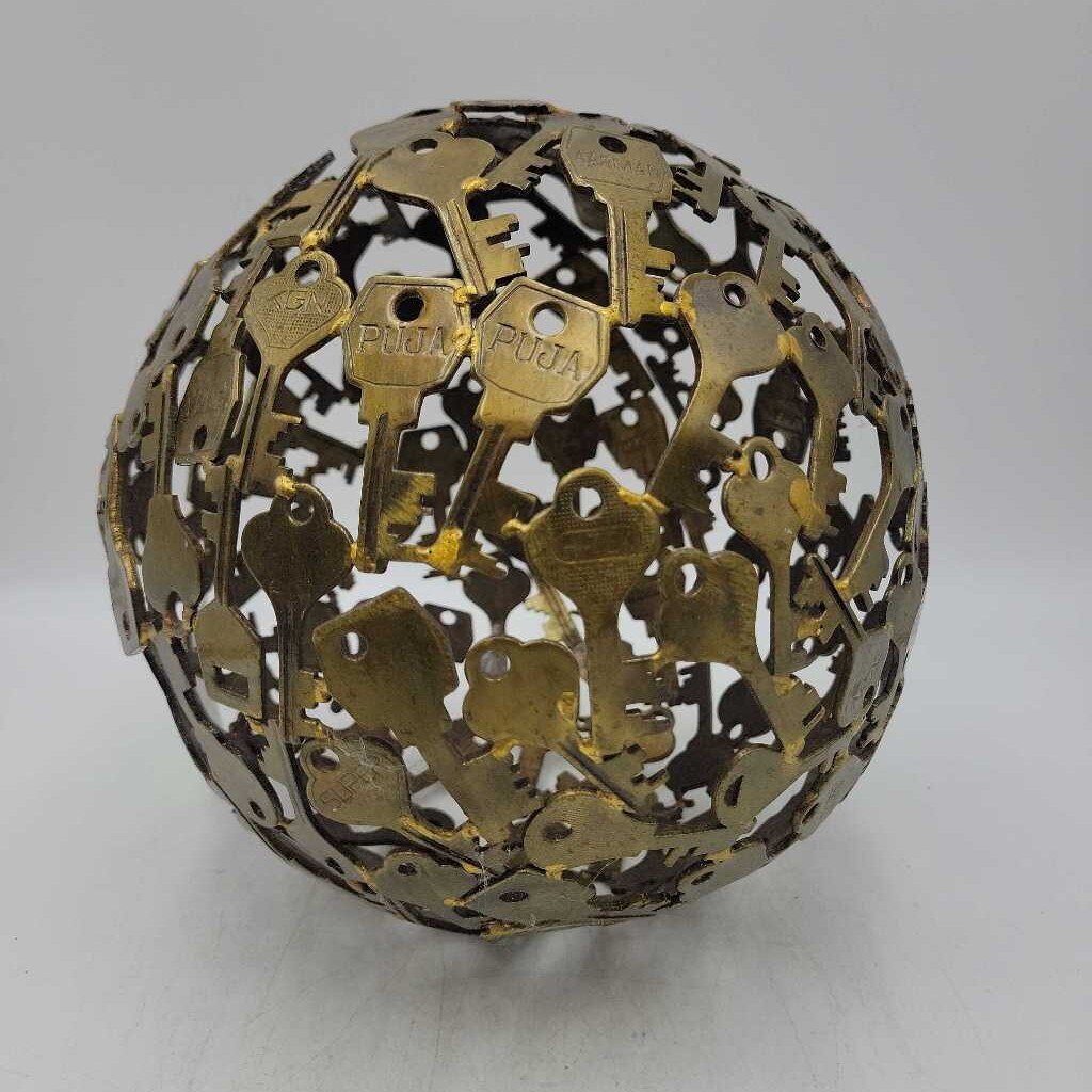 Key Ball Sculpture (US2)