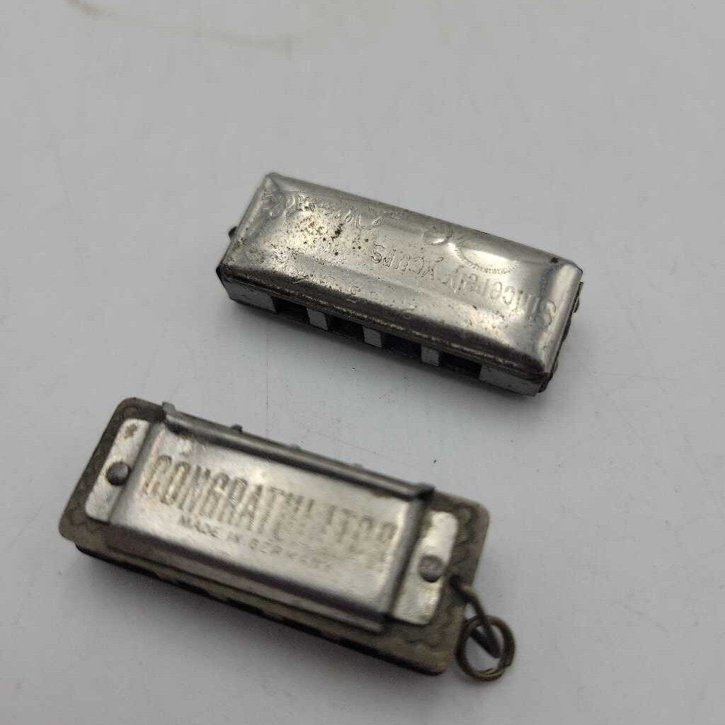 2 Mini Harmonicas (JL)