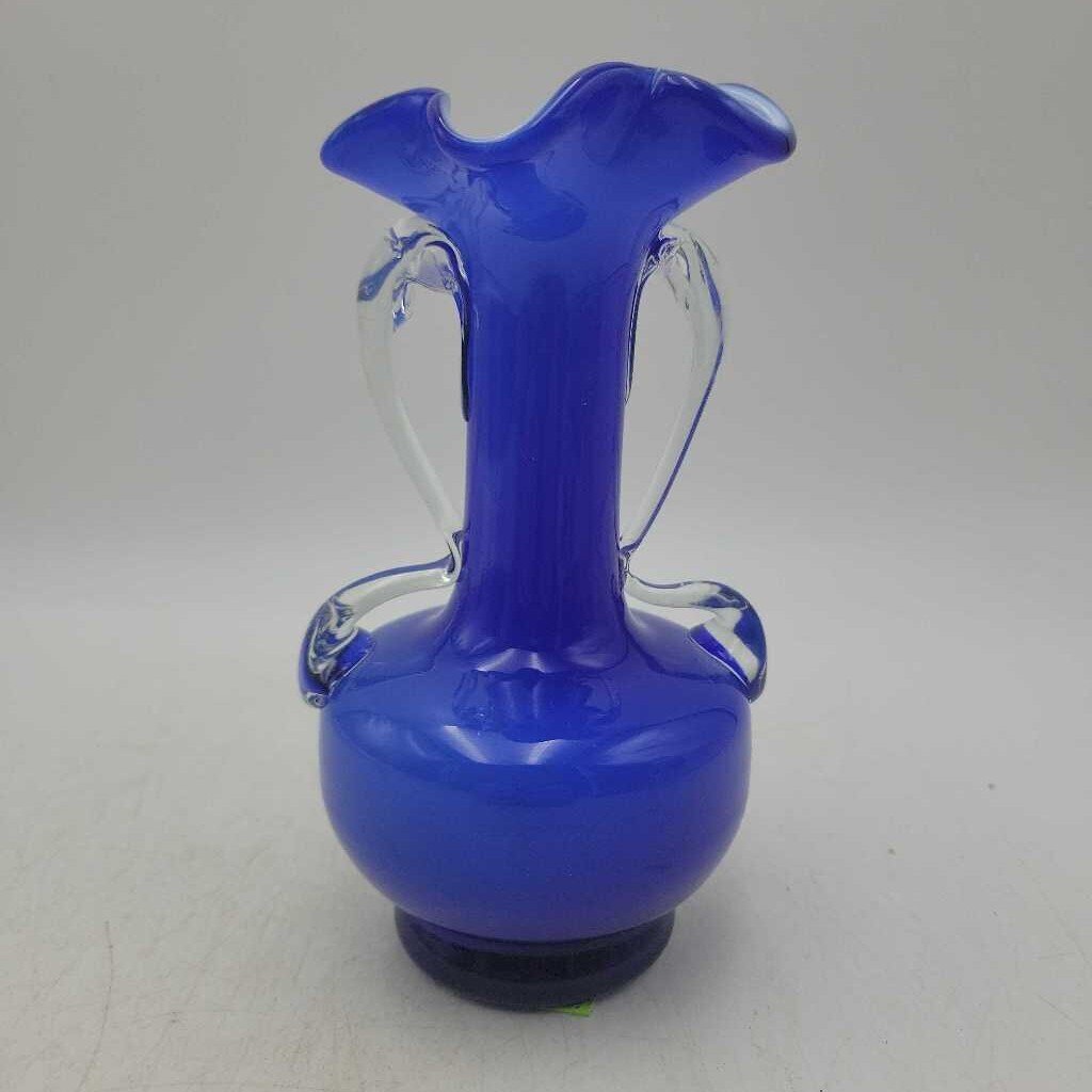Hand blown VTG blue/white 6.5" vase (BG)