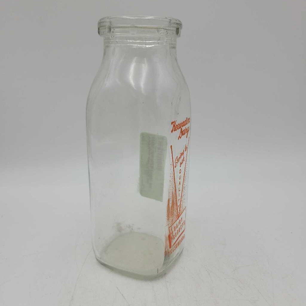 Keewadin Dairy milk bottle Tillsonburg (YVO) 506 HP