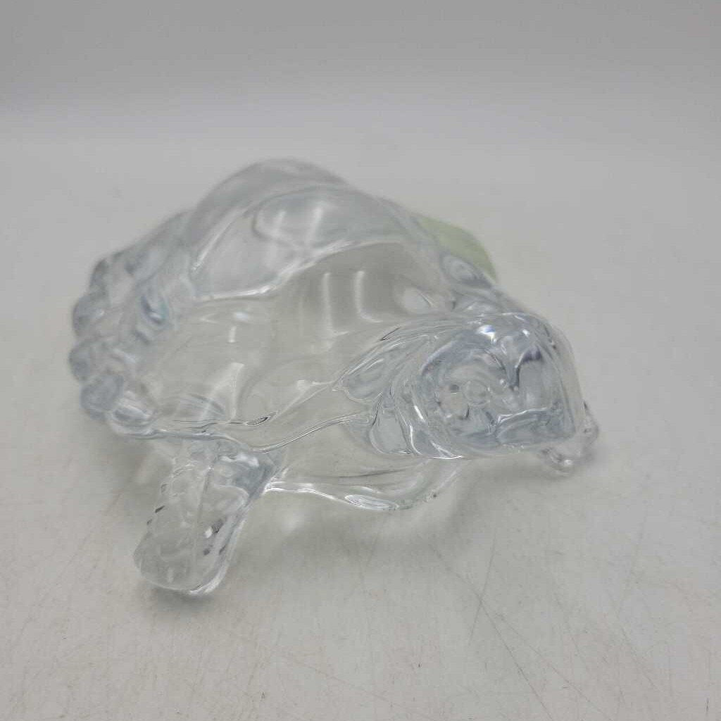 Glass turtle