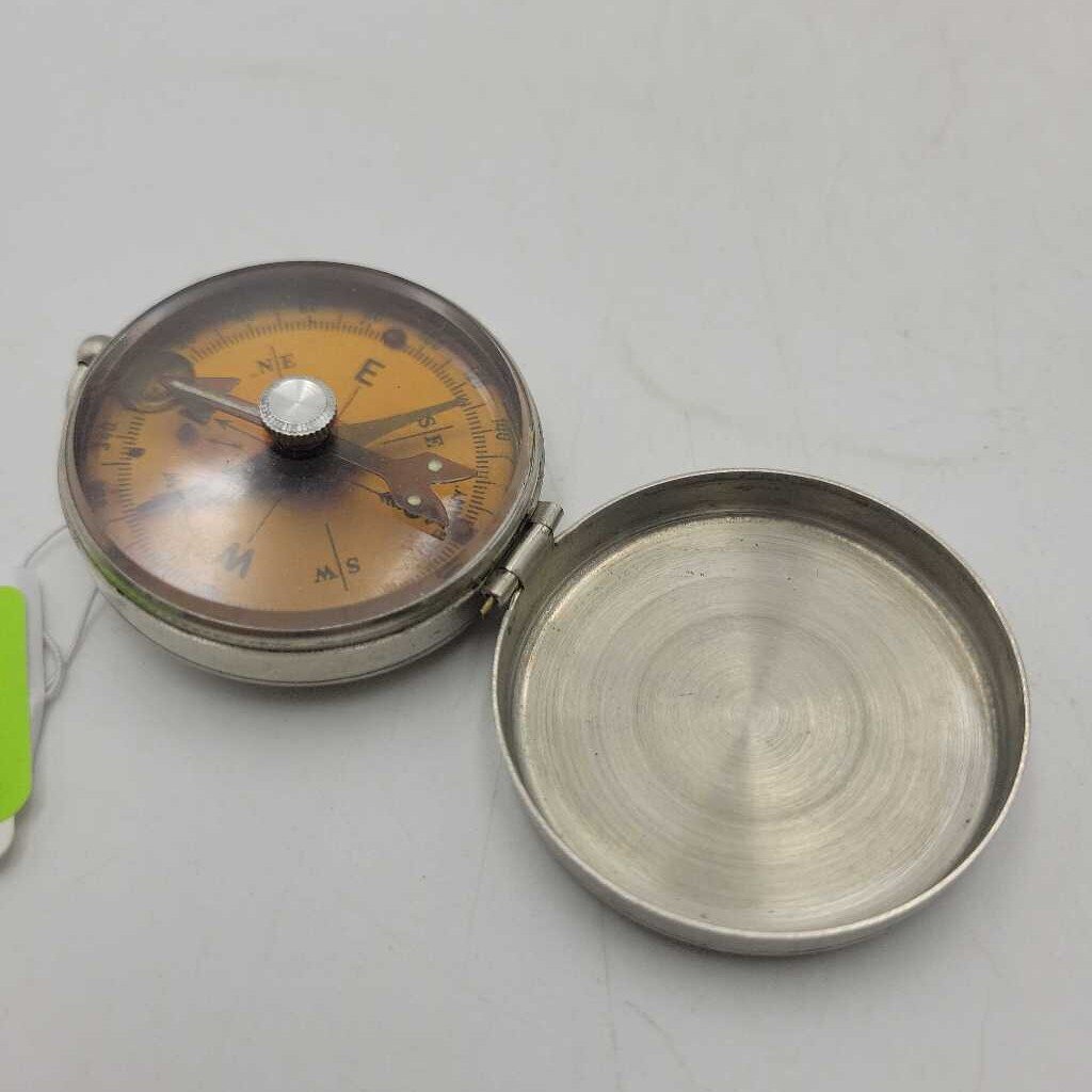 Vintage Liquid Filled Compass (JL)